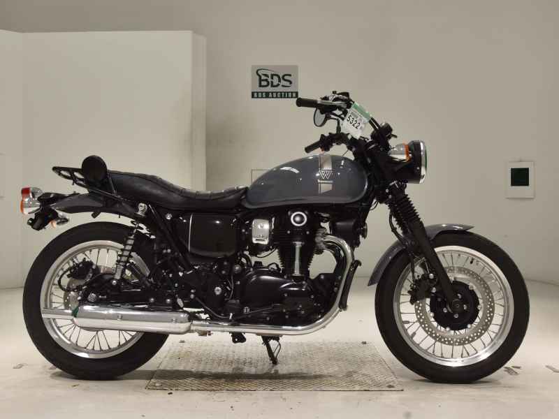Kawasaki W800 2022