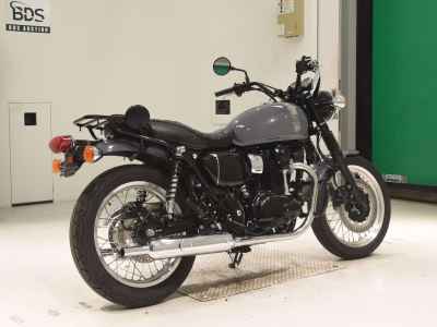Kawasaki W800 2022