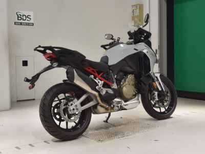 Ducati Multistrada V4S 2025