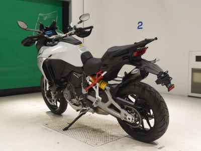 Ducati Multistrada V4S 2025