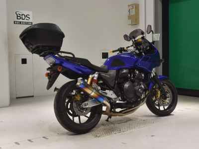 Honda CB400 Super Boldor 2016