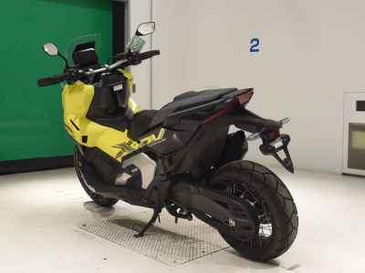 Honda X-Adv 750 2025