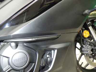 Yamaha YZF-R25 2022