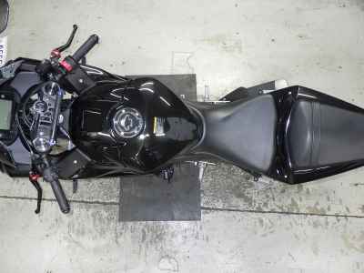 Yamaha YZF-R25 2022