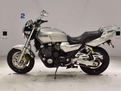 Yamaha XJR1200 1995