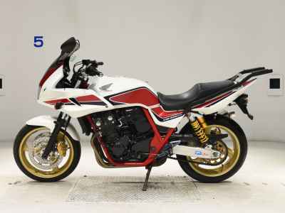 Honda CB400SFV Boldor 2011