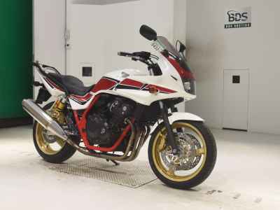 Honda CB400SFV Boldor 2011