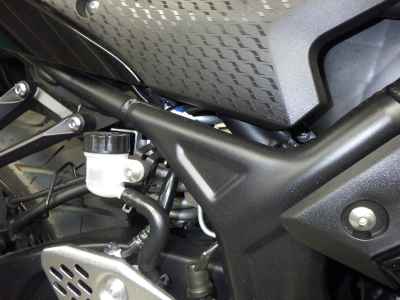 Yamaha YZF-R25 2023
