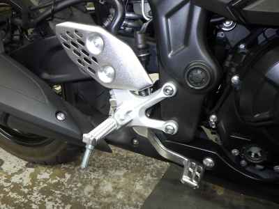 Yamaha YZF-R25 2023