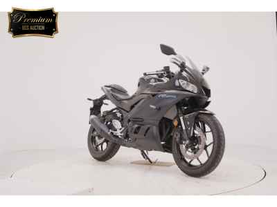 Yamaha YZF-R25 2023