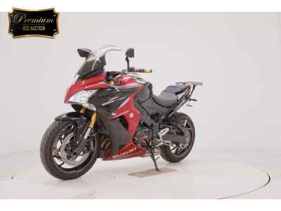 Suzuki GSX-S1000F 2015