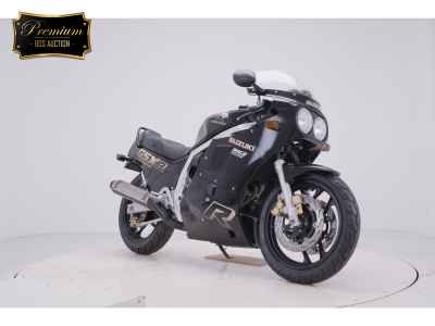 Suzuki GSX-R750 1987