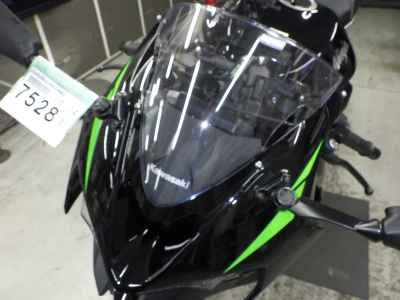 Kawasaki ZX-6R 2025