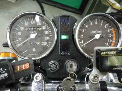 Suzuki GS400 2001