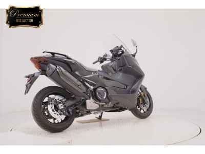 Yamaha TMAX 560T 2025