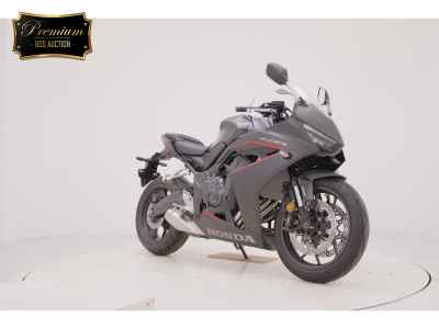 Honda CB650R 2025