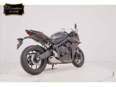 Honda CB650R 2025