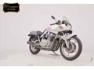Suzuki GSX1100S Katana 1990