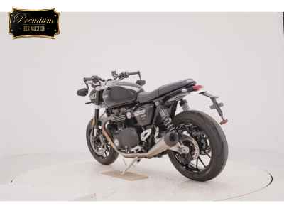 Triumph Speed Twin 2024