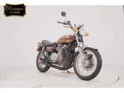 Kawasaki KZ900 2025