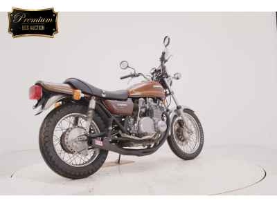 Kawasaki KZ900 2025