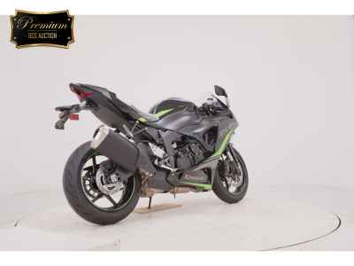 Kawasaki ZX-6R 2025