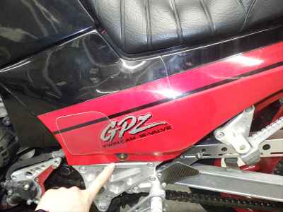 Kawasaki GPZ900R 1990