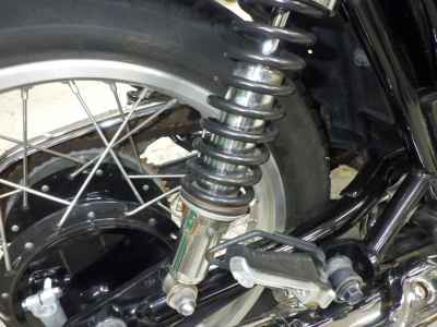 Yamaha SR400 2021