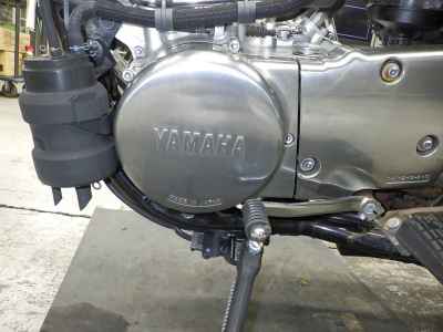 Yamaha SR400 2021