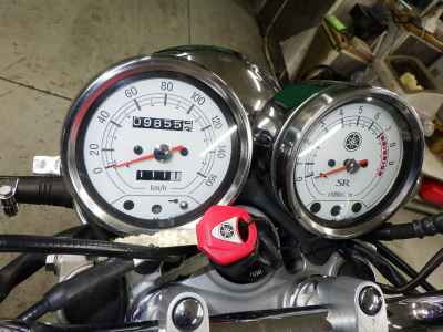 Yamaha SR400 2021