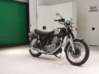 Yamaha SR400 2021