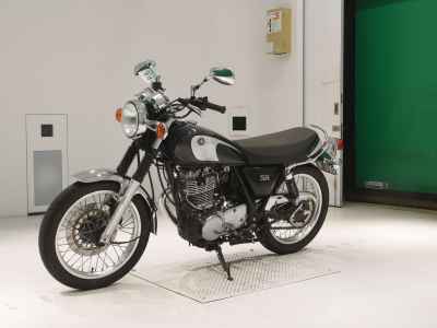 Yamaha SR400 2021