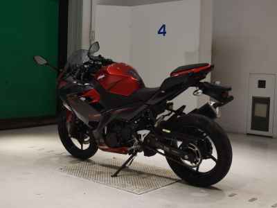 Kawasaki Ninja 400 2019