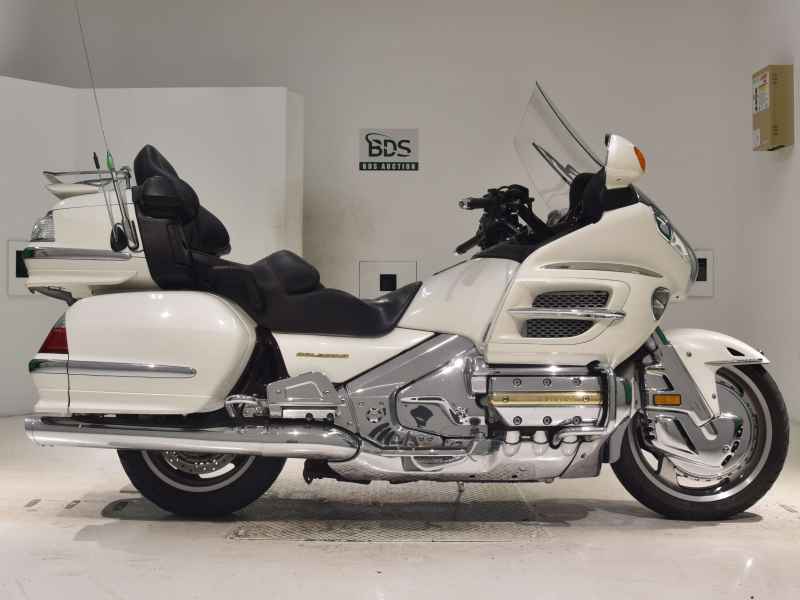 Honda GL1800 Gold Wing 2002