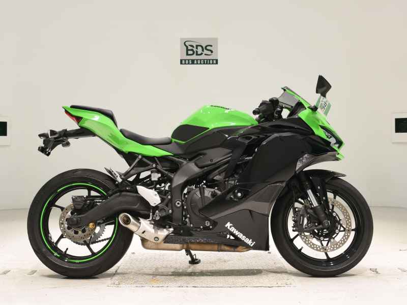 Kawasaki Ninja ZX-25R 2021