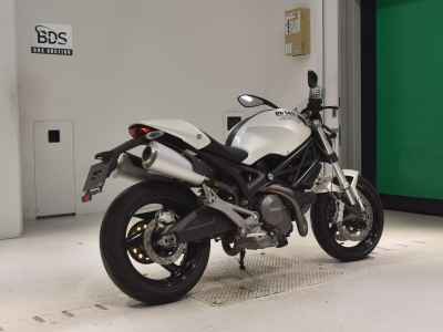 Ducati Monster 696 2010