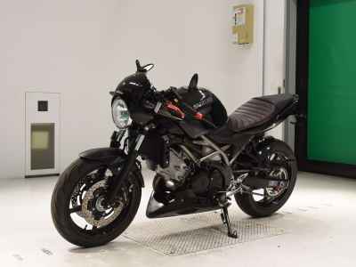 Suzuki SV650X 2022