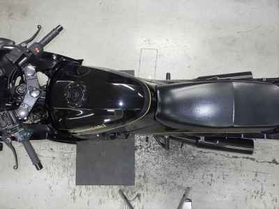 Kawasaki GPZ900R 2001