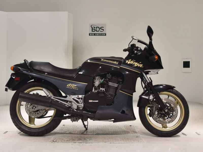 Kawasaki GPZ900R 2001