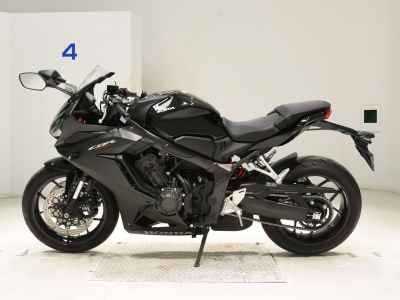 Honda CB650R 2023