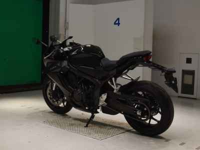 Honda CB650R 2023