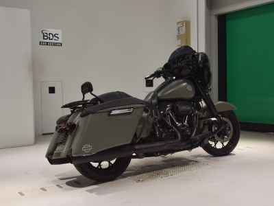 Harley-Davidson Street Glide FLHXS103 2021