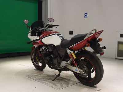 Honda CB400 Super Boldor 2005