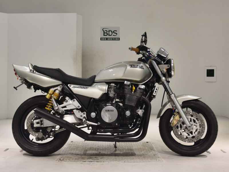 Yamaha XJR1200 1996