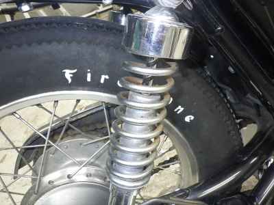 Yamaha SR400 2012