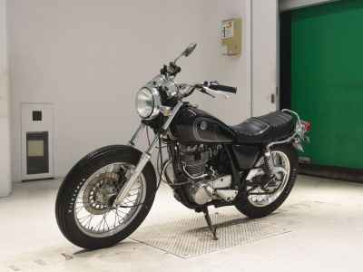 Yamaha SR400 2012