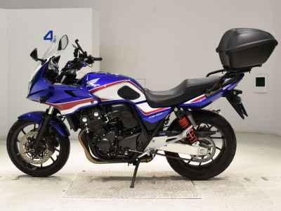 Honda CB400 Super Boldor 2020