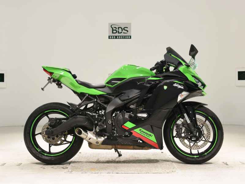 Kawasaki Ninja ZX-25R 2021