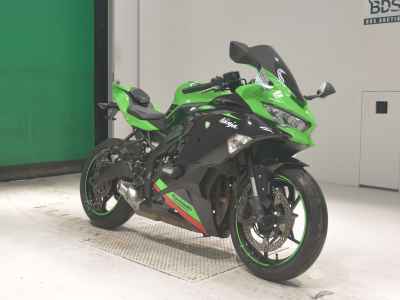 Kawasaki Ninja ZX-25R 2021