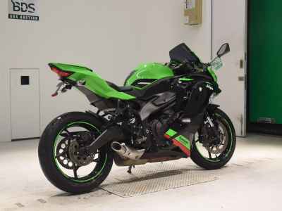 Kawasaki Ninja ZX-25R 2021